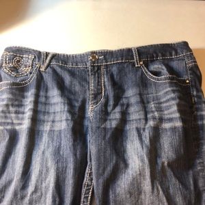 Seven7 jeans Sz 22